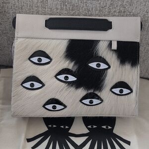 Min & Mom Vali All Over Eyes Cowhide